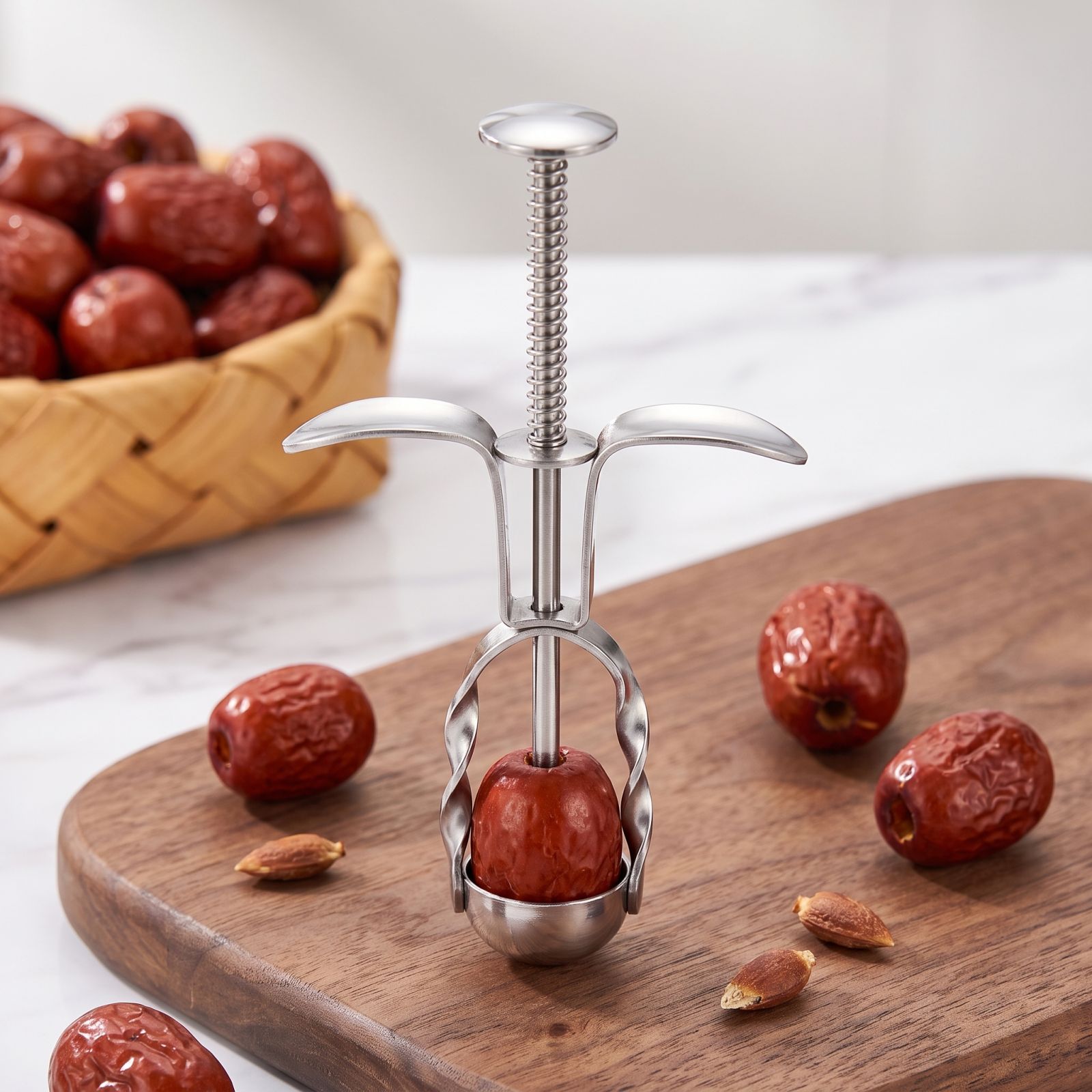 Stainless Steel Red Date Pitte - đánh giá và giá Kitchen Gadgets And Tools